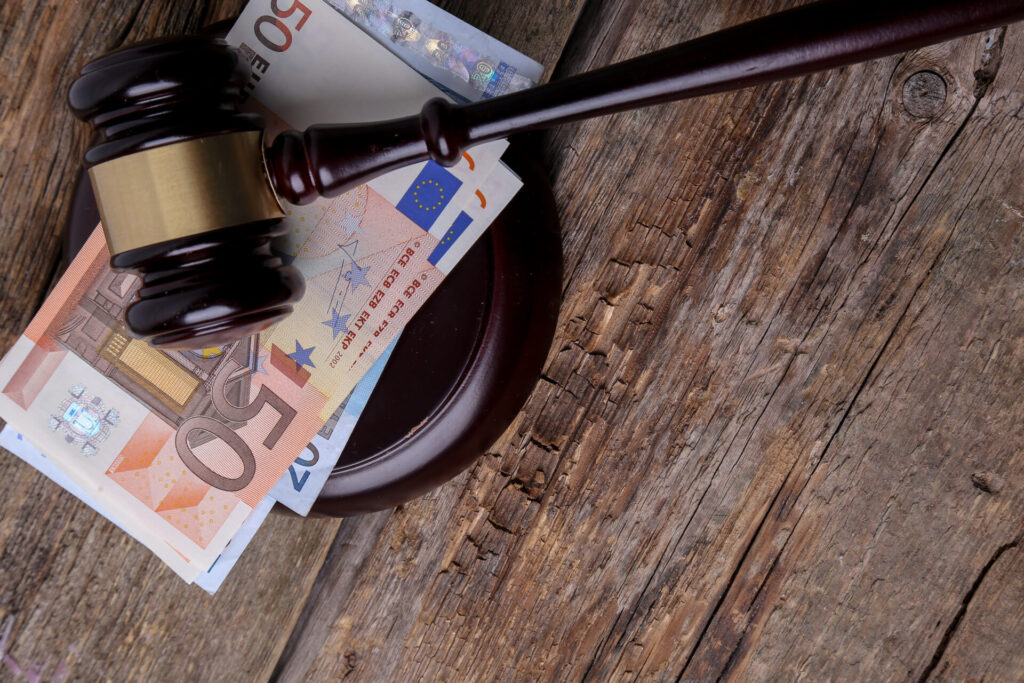 le non-respect des dispositions relatives à la lutte contre la criminalité financière